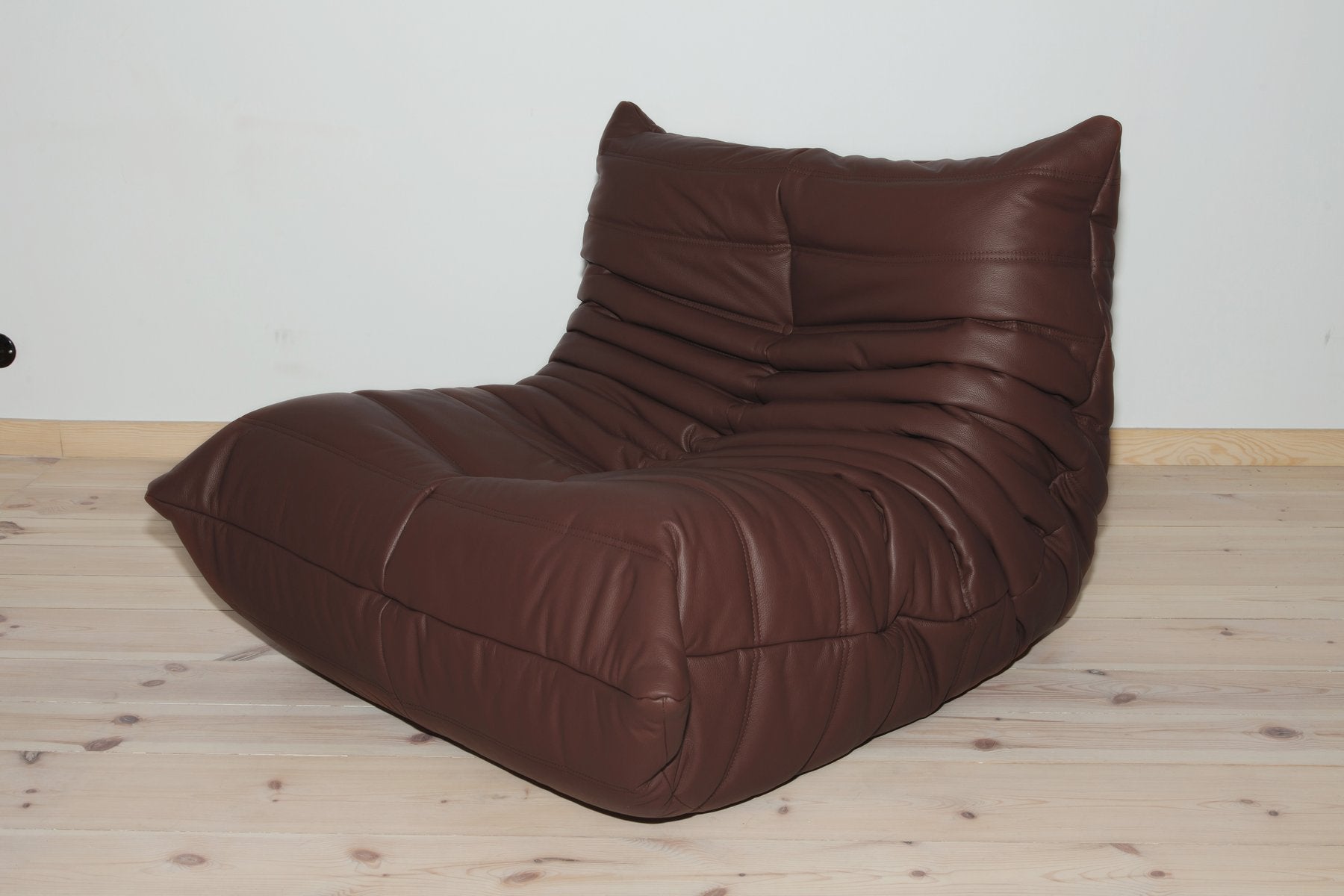Togo Lounge Chair